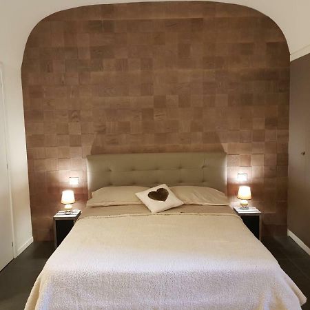 Home "Suite" Home Наполи Екстериор снимка