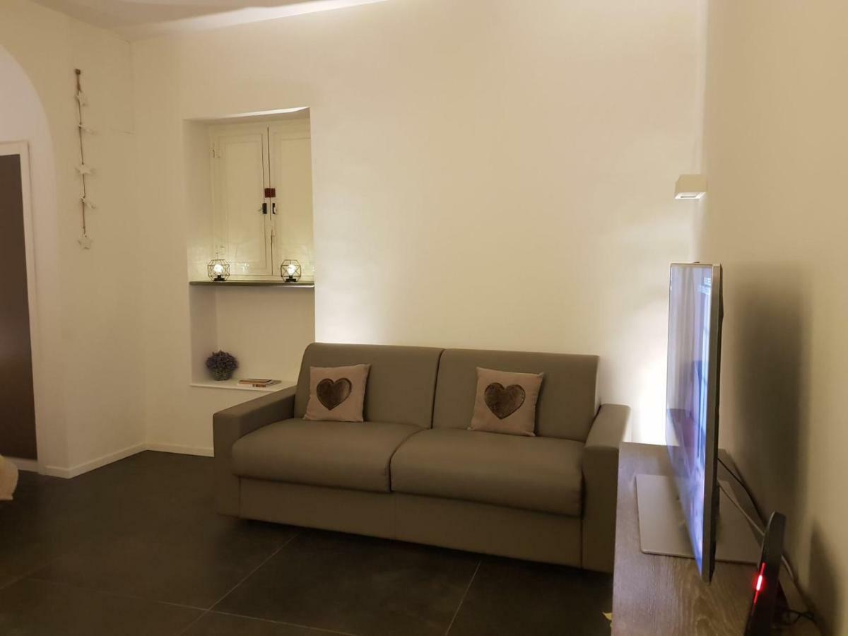 Home "Suite" Home Наполи Екстериор снимка