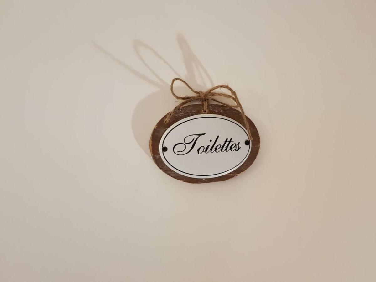 Home "Suite" Home Наполи Екстериор снимка